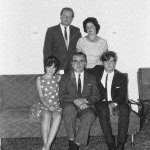 Mona Vale - Family 1.0 Petar & Jela Mrkic